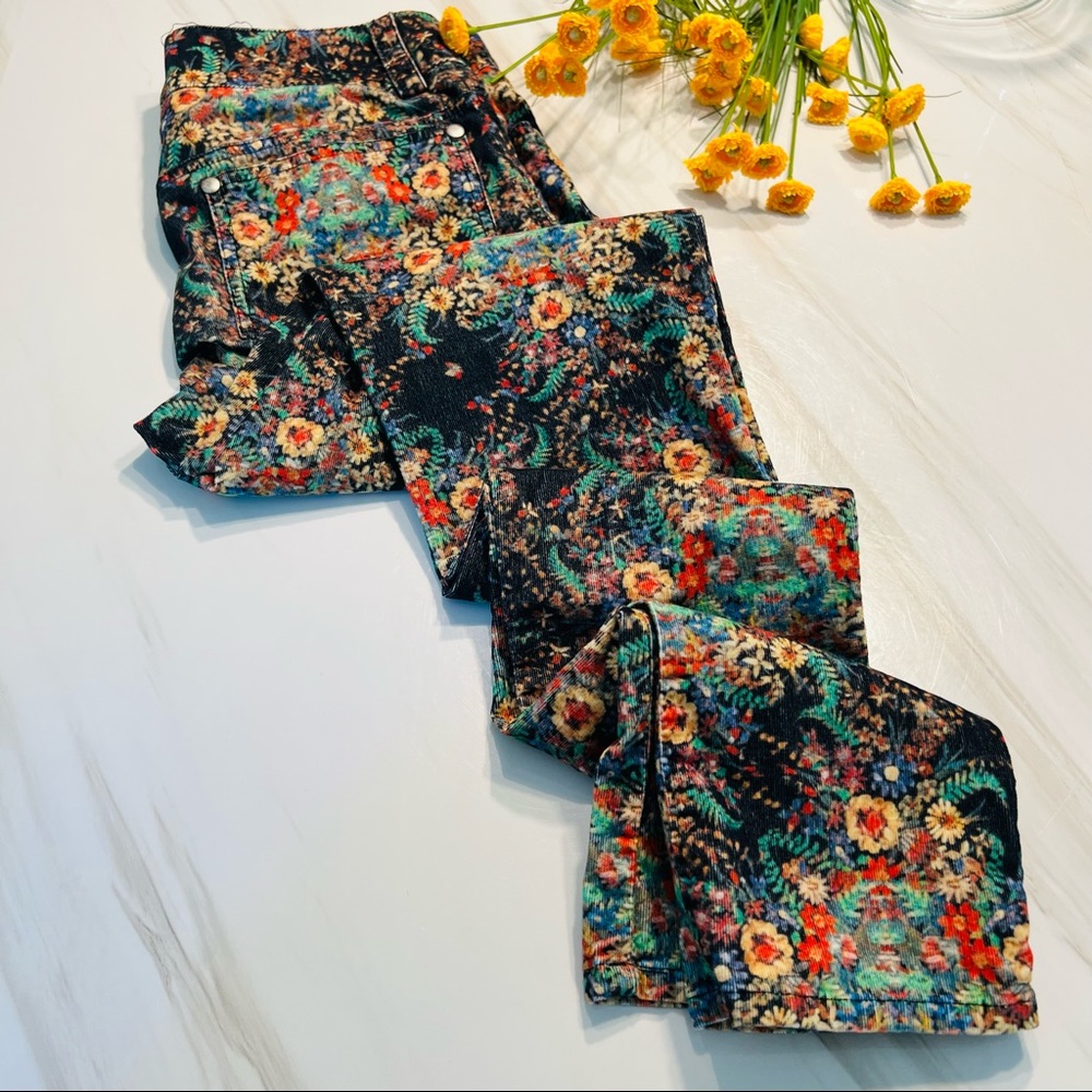 COPY - Alice and Olivia floral cordoury pants